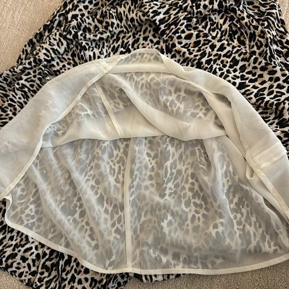 EUC J.CREW leopard lined midi skirt - Picture 4 of 4